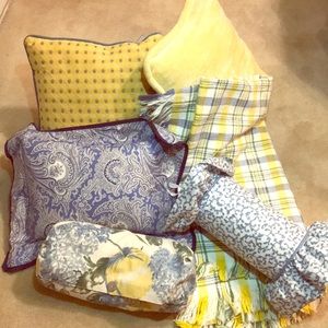 Yellow and Blue motif bedroom ensemble